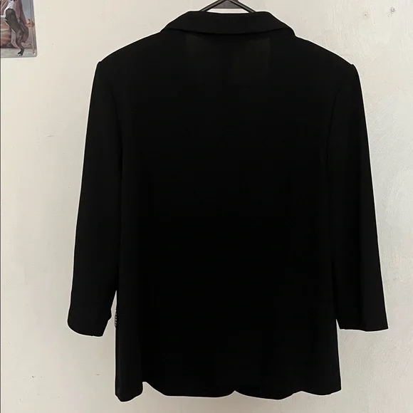 NYCC Black Cropped Blazer Jacket Gold Chain Detail Dressy Chic Size XL - Picture 4 of 9